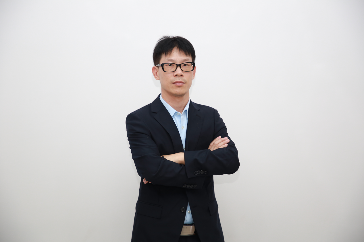 常务副会长：刘念军