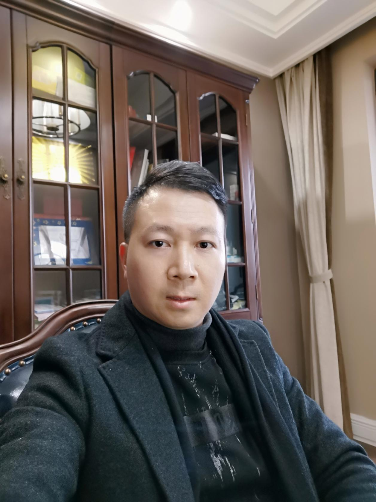 会员：谭激洪
