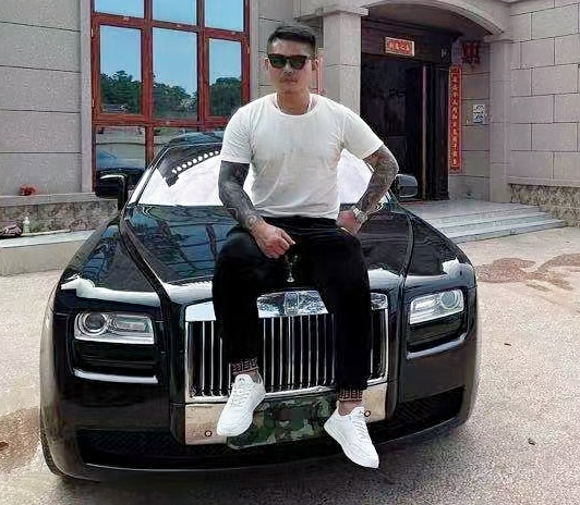 会员：谭吉伟