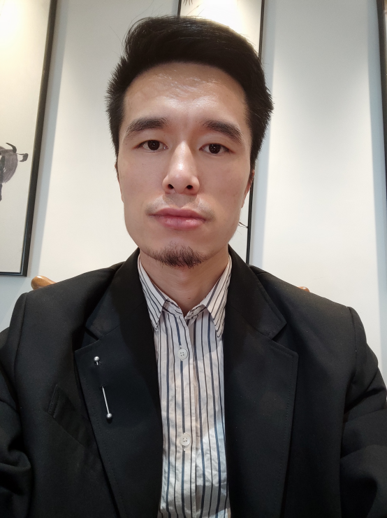 会员：陈方华