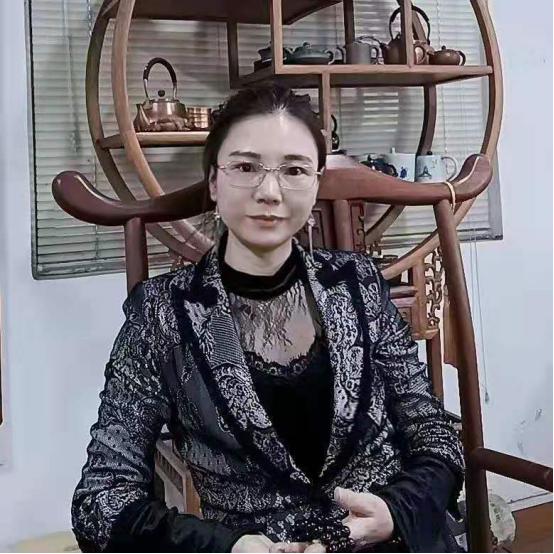会员：周文萍